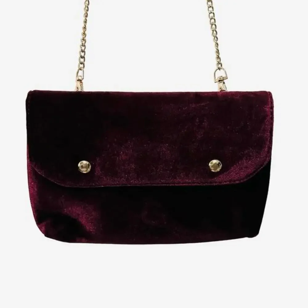 Guess Velvet‎ Crossbody Bag